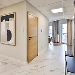 Apartmán Kasprzaka 29 Panorama Tower 20 Pietro 85m2 By Perfect 2015 *