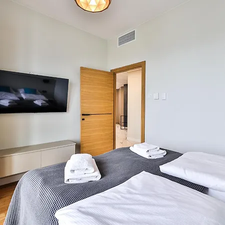 Kasprzaka 29 Panorama Tower 20 Pietro 85m2 By Perfect 2015